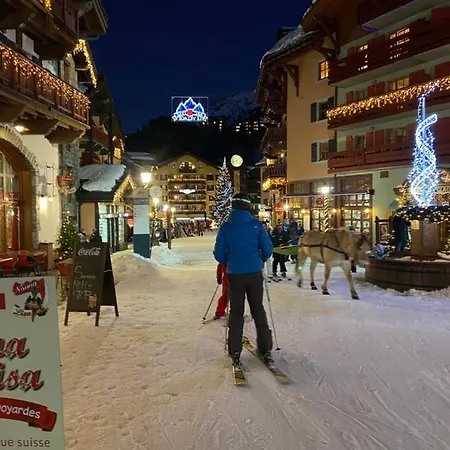 Alps Les Arcs 1950 Des Cimes, Ski-in Out,swimming Pool, Sauna, Shoes Dryer *